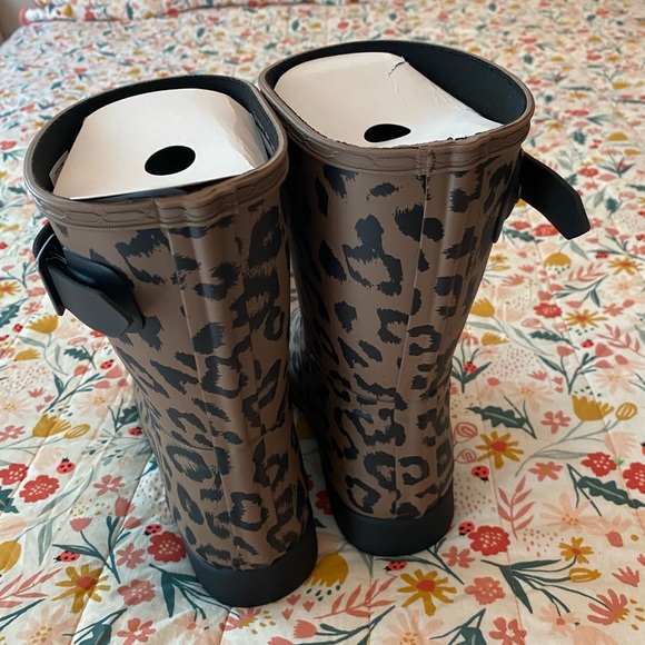 🍁NEW🍁 Hunter Original Refined Short Cheetah Print Rain Boots - Picture 6 of 11